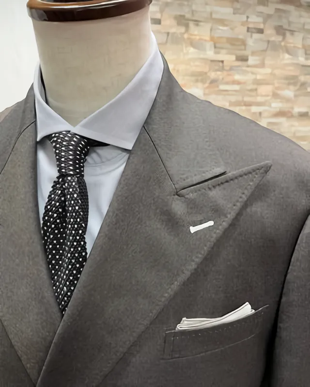 今年は春から、ダブルブレストのオーダーが多いです。